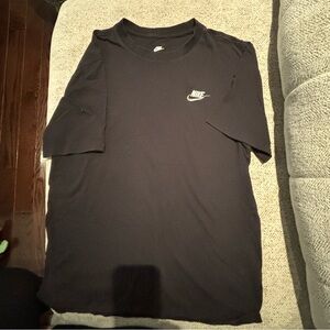 Black Nike T-shirt